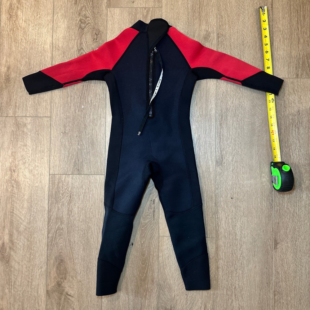 Wetsuit - Picture 4 of 12